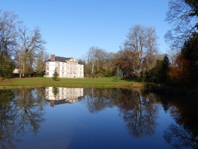 Chambre Le Notre Le Domaine Des Jardins De Bracquetuit Exteriör bild